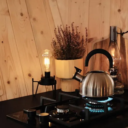 Treehouse Pod Lesom *